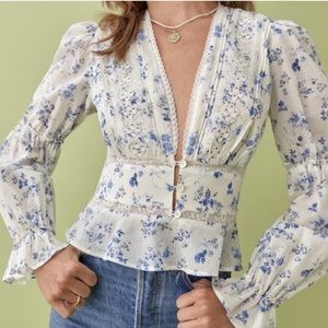 Reformation Meadowlark Top in Lula